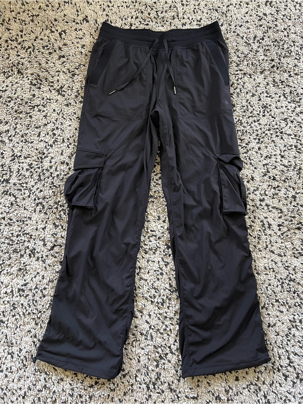 Lululemon Women’s Dance Studio Relaxed-Fit Mid-Rise Cargo Pant Black Medium